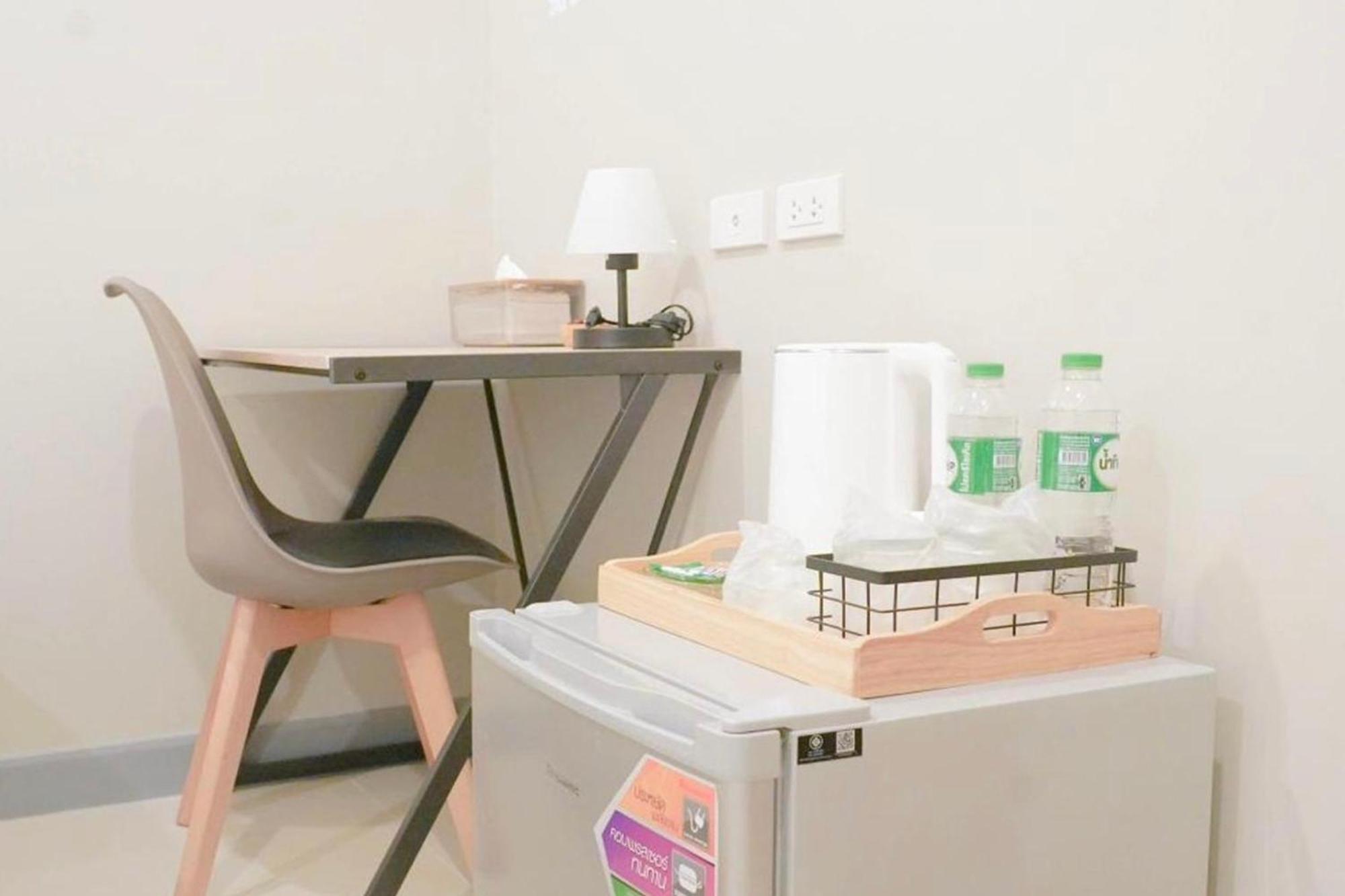 Bnb98 Silom Hotel Банкок Екстериор снимка