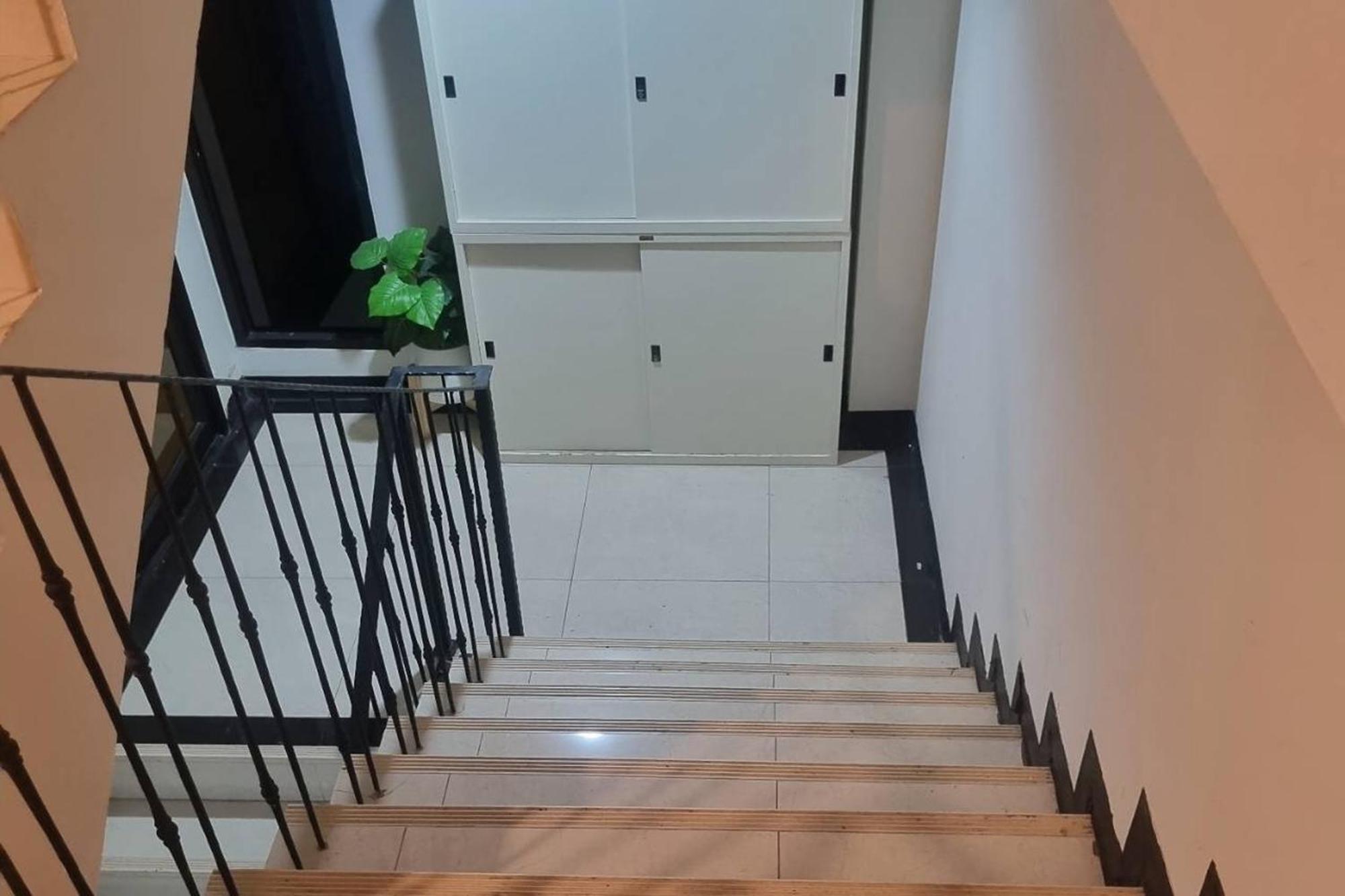 Bnb98 Silom Hotel Банкок Екстериор снимка
