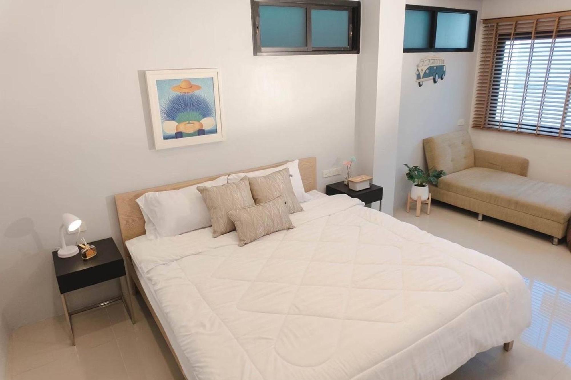 Bnb98 Silom Hotel Банкок Екстериор снимка