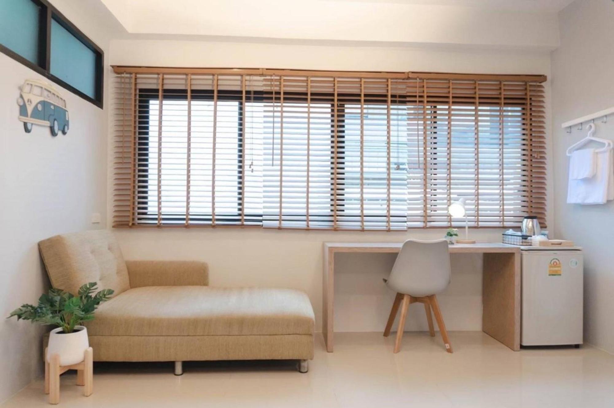 Bnb98 Silom Hotel Банкок Екстериор снимка